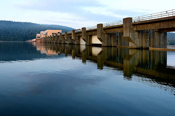 istock Guntersville Dam 596057060