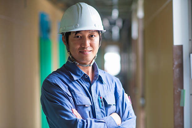 giovane operaio edile  - teamwork business construction confidence foto e immagini stock