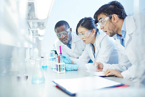 istock Curious Chemical Reaction 596767994