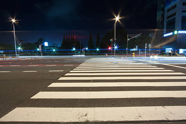 tokio aoyama noc drogi / autostrady krajowej 246 - roppongi zdjęcia i obrazy z banku zdjęć
