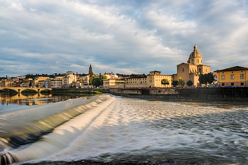 Dam via Arno river