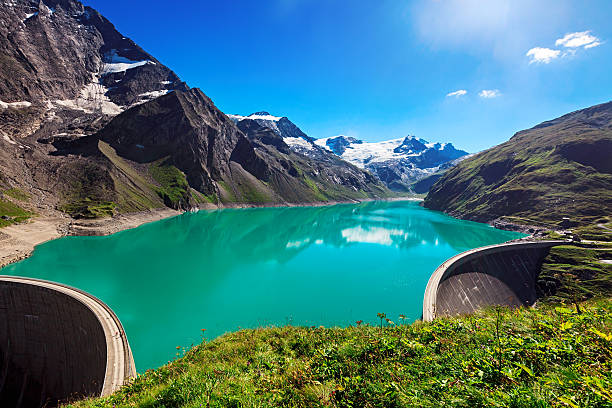 istock Panorama of Stausee Mooserboden Dam near Kaprun, Austria 596804248