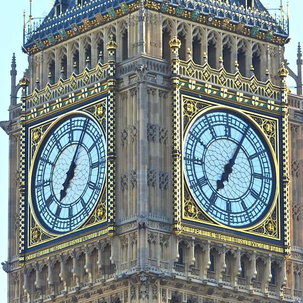 istock London - Big Ben, parliament 596805910