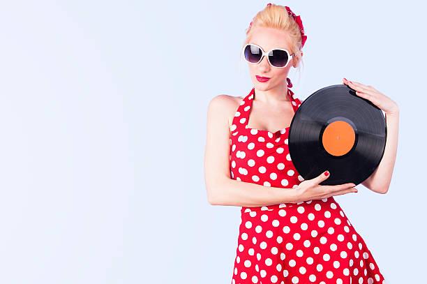 istock Girl pin-up retro 596806288