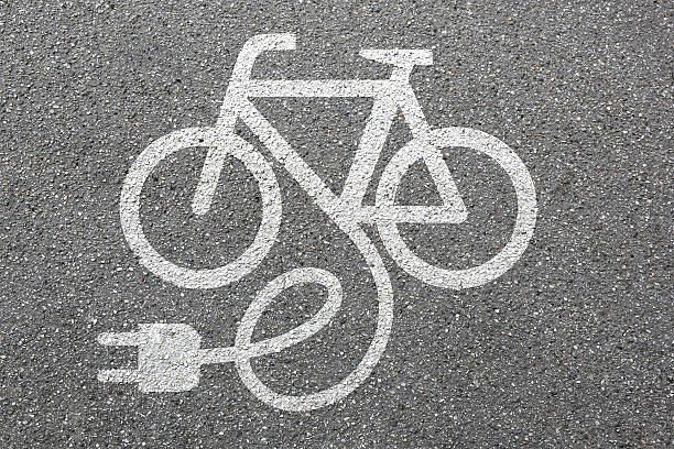 e-bike e bike ebike bici elettrica electro bicicletta eco friendly - bicicletta elettrica foto e immagini stock