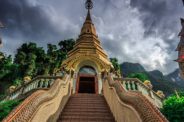 istock Wat Tham Pha Plong Viewpoint - Chiang Dao, Thailand 597649060