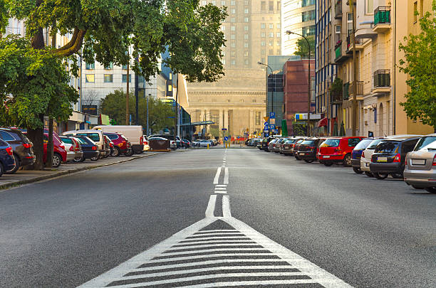 istock Early morning in Warsaw 597665566
