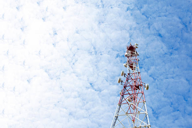 башня сотовой связи - 3g стоковые фото и изображения