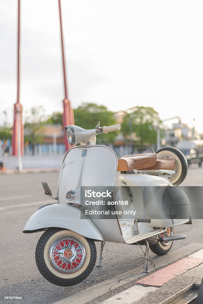 vintage vespa scooter motorcycle - Royalty-free Vespa - Nome de Marca de Lambreta Foto de stock