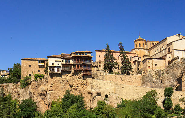 istock Hanging houses of Cuenca 597954410