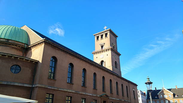 istock Vor Frue Kirke - Copenhagen 598061140