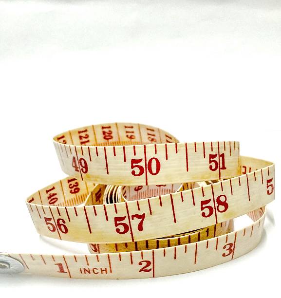 istock Measure waist size in inches 598069696