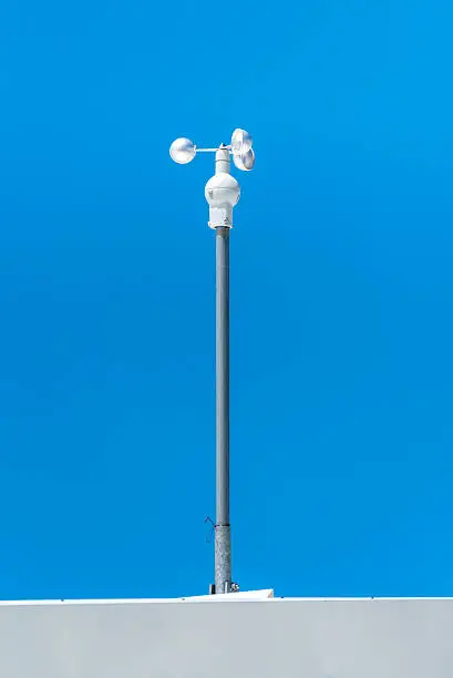 Large view on the anemometer and the blue sky
