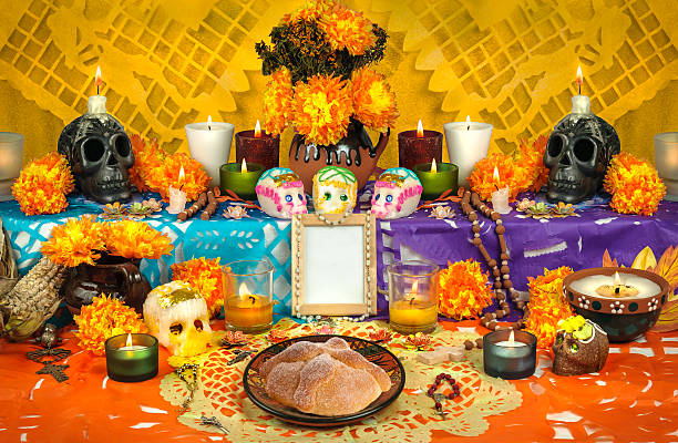 mexicana día de los muertos altar (diám. de muertos) - altar fotografías e imágenes de stock