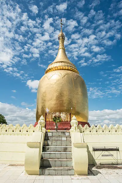 Photo of Bu Paya pagoda in old Bagan, Myanmar.