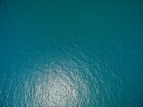 vista aérea de la superficie del agua photo