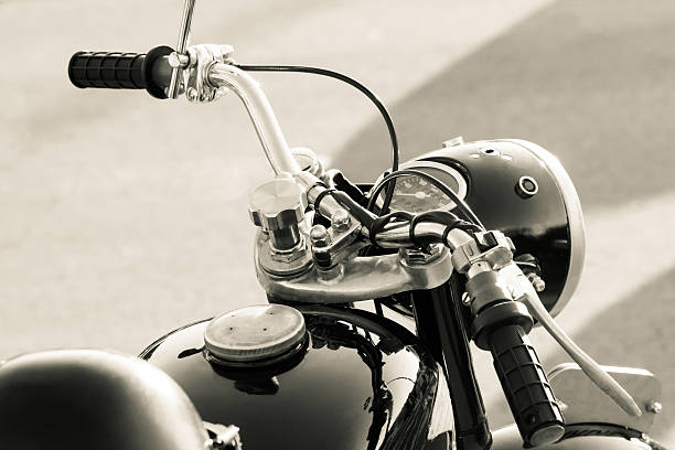 古いバイクの詳細 - motorcycle handlebar road riding ストックフォトと画像