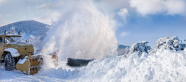 istock Snow plough in action 598177056
