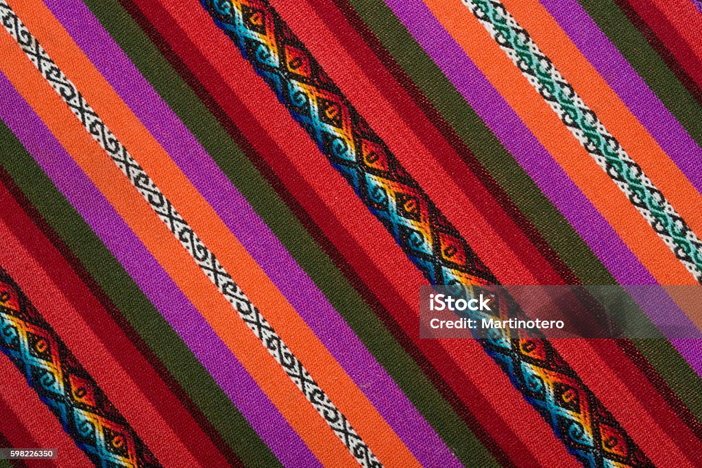 Telar Andino De Aguayo Foto de stock y más banco de imágenes de Arte y artesanía - Arte y artesanía, Artesanía, Bolivia - iStock Telar Andino De Aguayo Foto de stock y más banco de imágenes de Arte y artesanía - Arte y artesanía, Artesanía, Bolivia - iStock