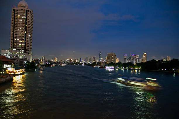 istock Twilight with river temple, Bangkok, Thailand 598241258