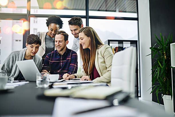 istock Business driven by the world online 598241726