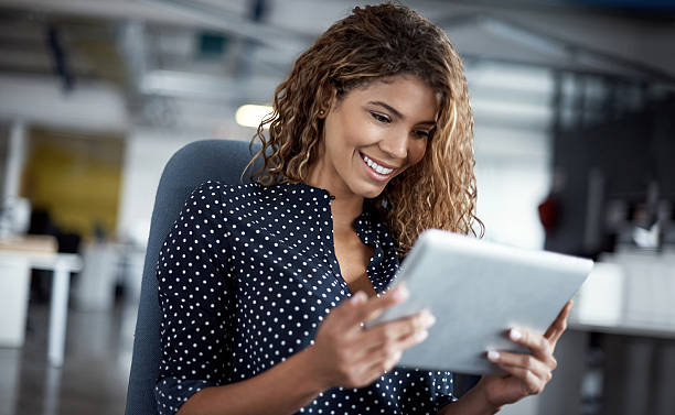 istock Discovering an endless world of ideas online 598261362