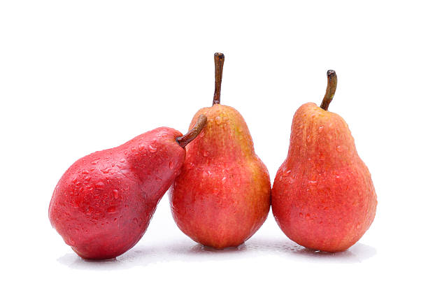 istock Red pear with water drops isolated on white background 598530634