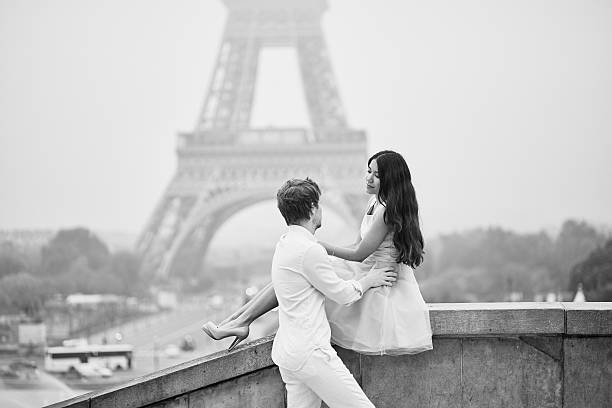 istock Romantic couple together in Paris 598538594