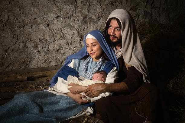 istock Holy parents in nativity scene 598550596