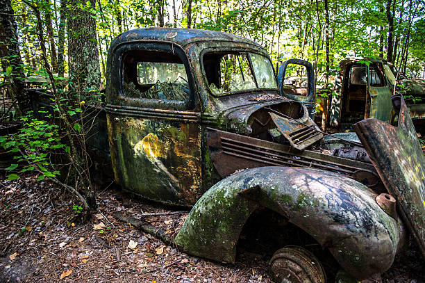 istock Derelict Classic American Cars 598556342