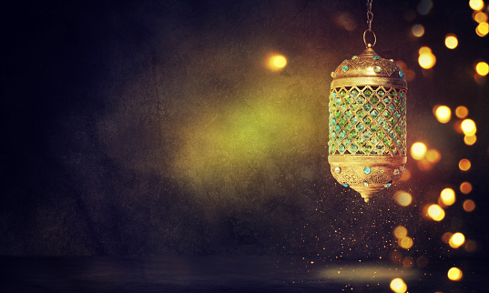 Linterna árabe tradicional photo