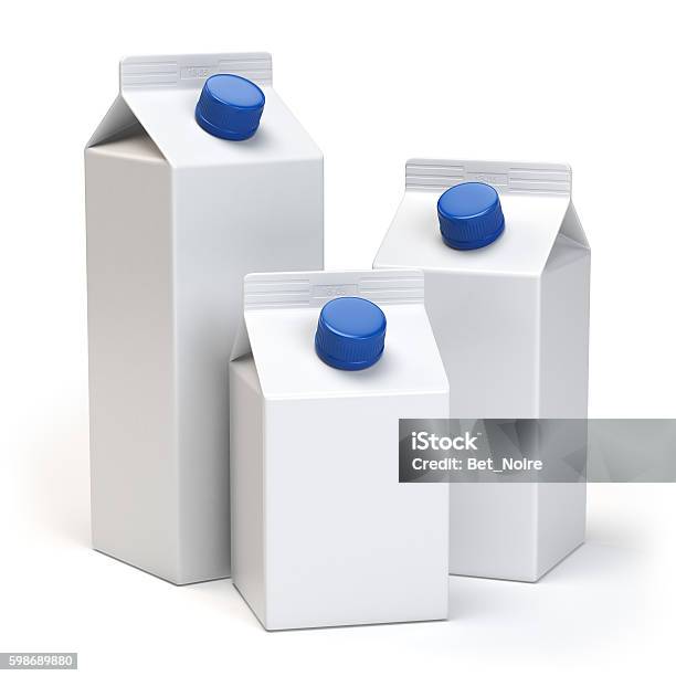 Photo libre de droit de Emballages En Carton Blanc Vierge De Lait Ou De Juiice Isolés Sur Blanc banque d'images et plus d'images libres de droit de Pack de lait