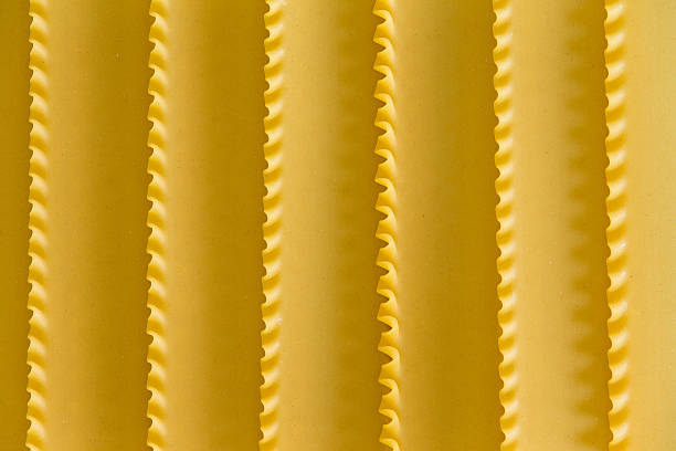 istock Organic dried lasagne background texture 598824772