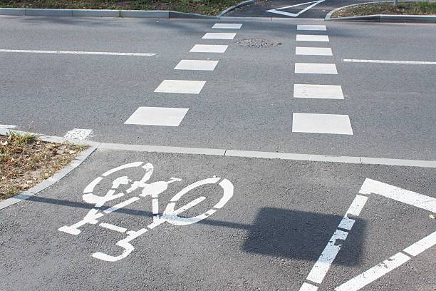 istock Bicycle road sign on asphalt 598828228