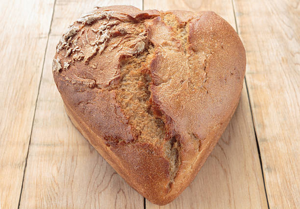 istock Rye bread in shape of the heart 598924208
