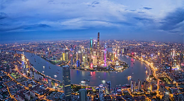 istock Shanghai Bund skyline panorama 598953282