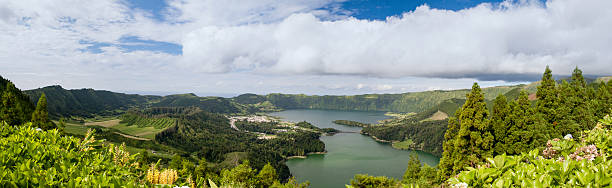 istock Looking over Lagoa Azul and Lagoa Verde, Sao Miguel 599112976