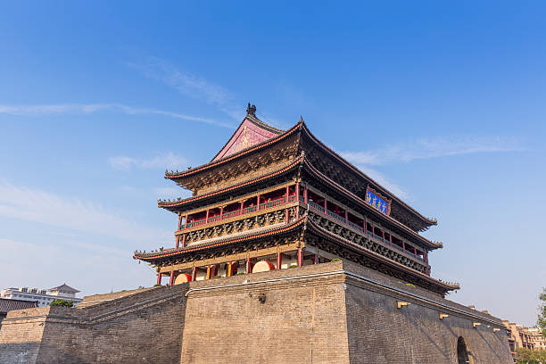 edifícios antigos chineses em xi'an - xian tower drum china - fotografias e filmes do acervo