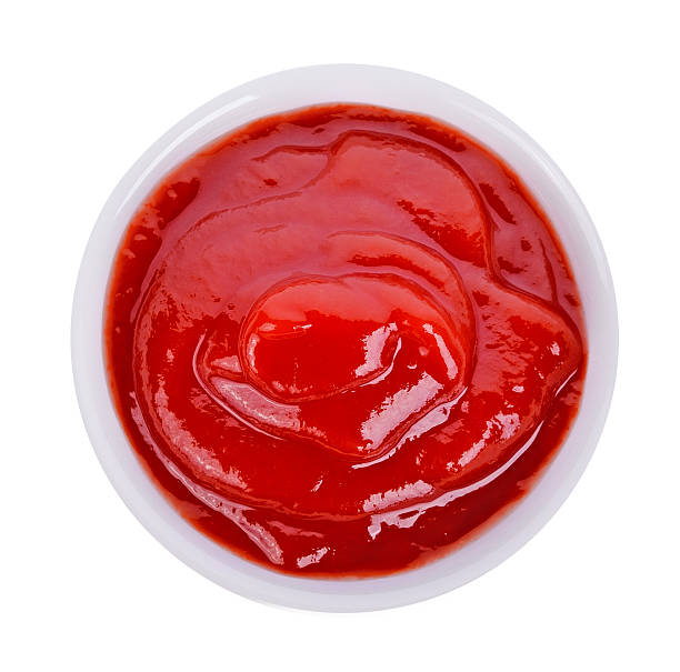 istock tomato sauce isolated on white background 599140492