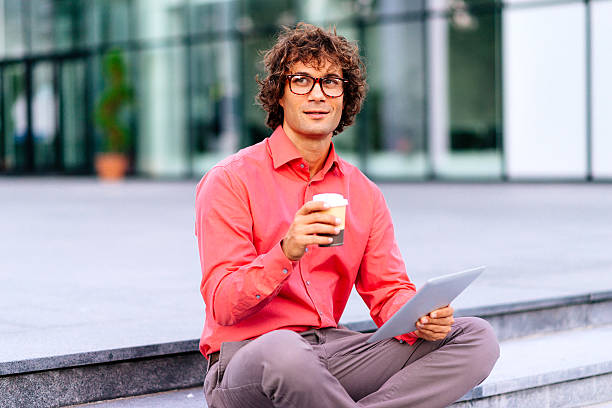 istock New information in news feed on digital tablet 599256020