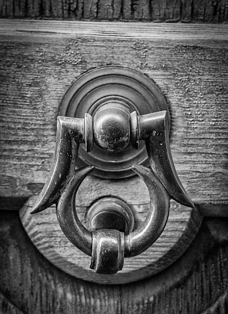 istock Old door with clapper in black and white 599488310
