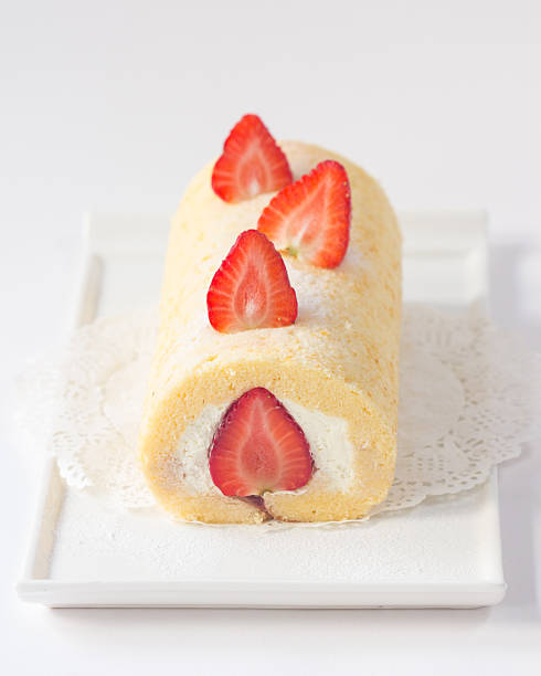 istock roll cake topping with strawberry 599695544