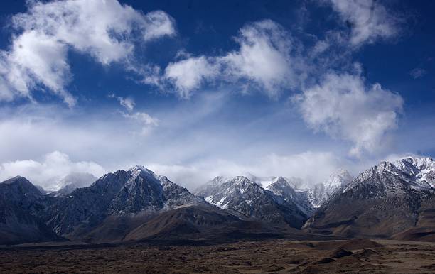 istock Sierra Nevada mountains with snow sky 599703794