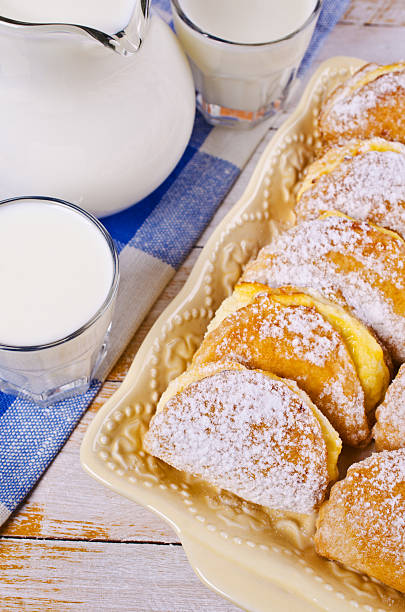 istock Homemade buns stuffed with cottage cheese 599768762