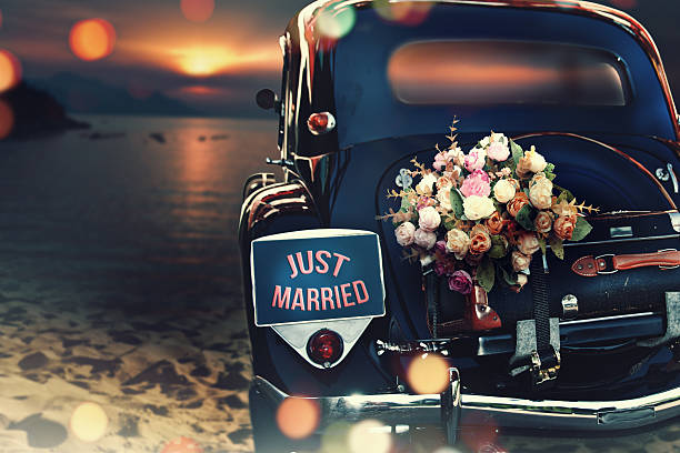 istock Wedding bouquet on vintage car 599781656
