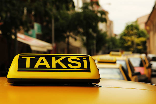 taxi turco - yellow taxi foto e immagini stock