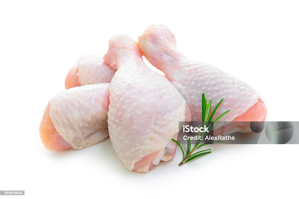 Cuisses de poulet cru  - Photo de Poulet - Viande blanche libre de droits