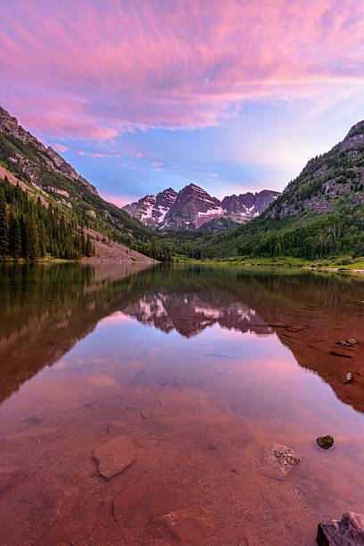 istock Purple Sunset at Maroon Bells 599905740