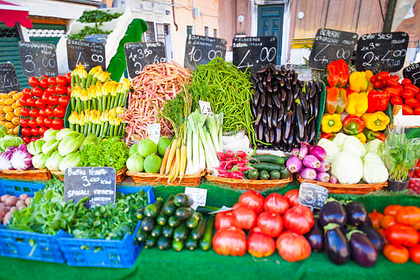 istock Market stall with fresh vegetables in Italy 599911476
