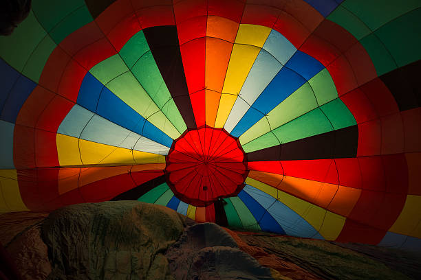 istock Hot air balloon 599955758